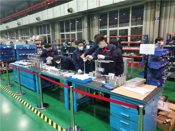 造作出产部门加班加点，大力支持2.jpg